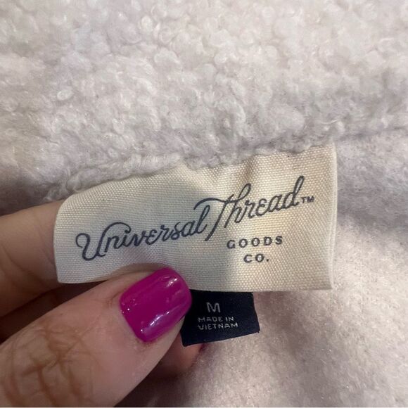 Universal Threads Women's Sherpa jacket size medium in ivory with pockets - Picture 10 of 10
